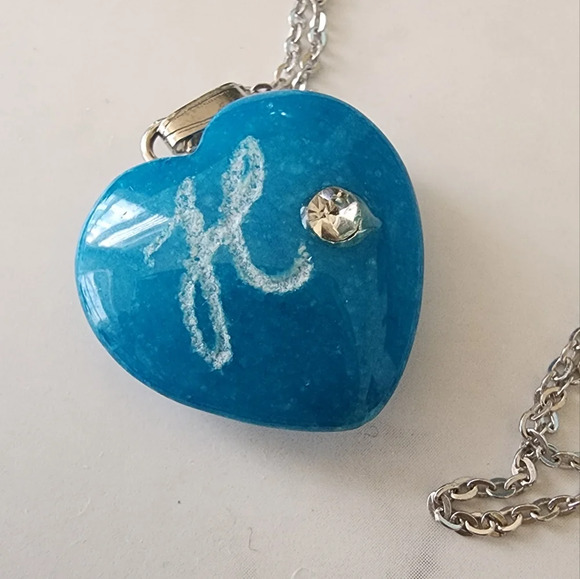 Turquoise heart pendant letter H with sterling silver chain - Picture 5 of 7
